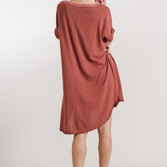 UMGEE OVERSIZED RELAXED HI-LOW RAW HEM DETAIL BLACK FREE PEOPLE VIBE AND… - Picture 5 of 6